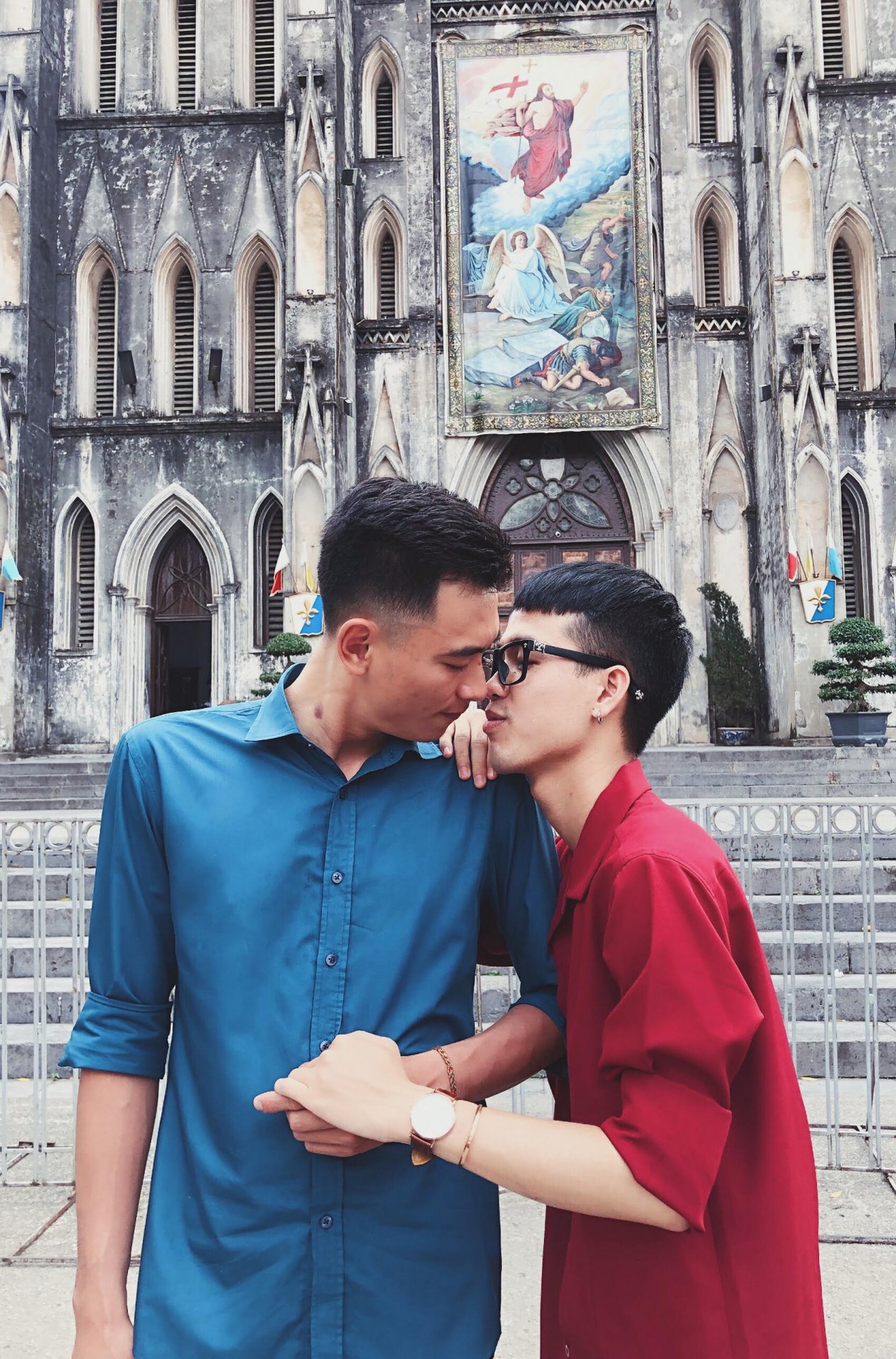 buc-anh-4-tieng-ngoi-rua-bat-khi-ra-mat-gia-dinh-ban-gai-giup-chang-trai-tim-duoc-chan-ai-ben-mot-nguoi-dan-ong