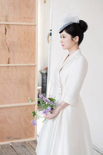Ở tuổi 37, Jang Nara trẻ trung như 
