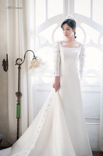 Ở tuổi 37, Jang Nara trẻ trung như 