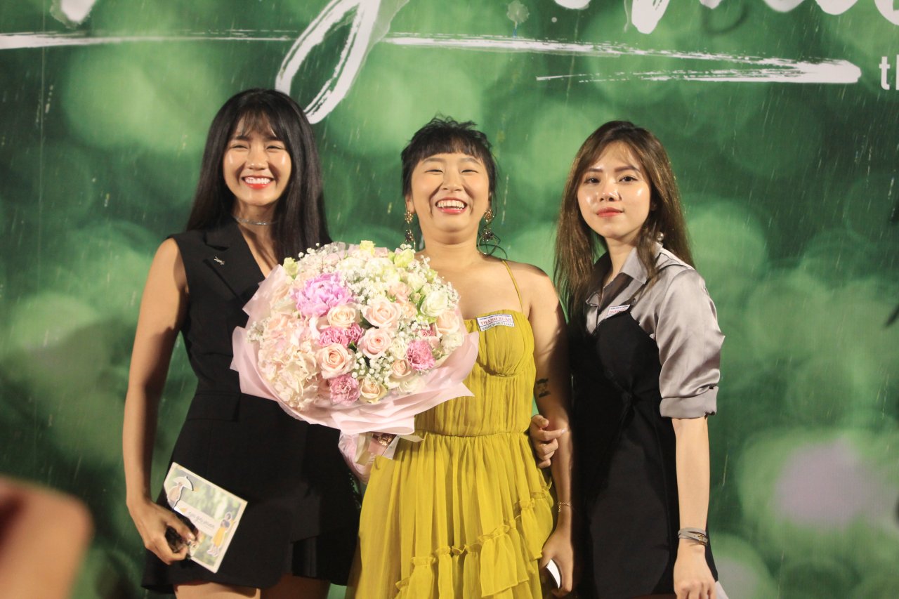 duc-phuc-mai-tai-phen-xuat-hien-cuc-dien-trai-canh-dan-trai-xinh-gai-dep-do-bo-tham-do-em-gai-mua