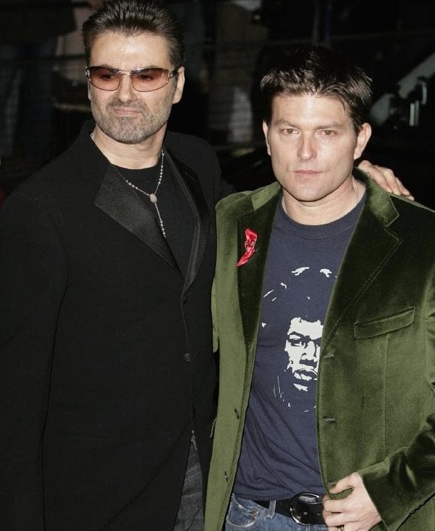 hai-nguoi-tinh-dong-gioi-tranh-chap-tai-san-khung-voi-gia-dinh-ca-si-george-michael