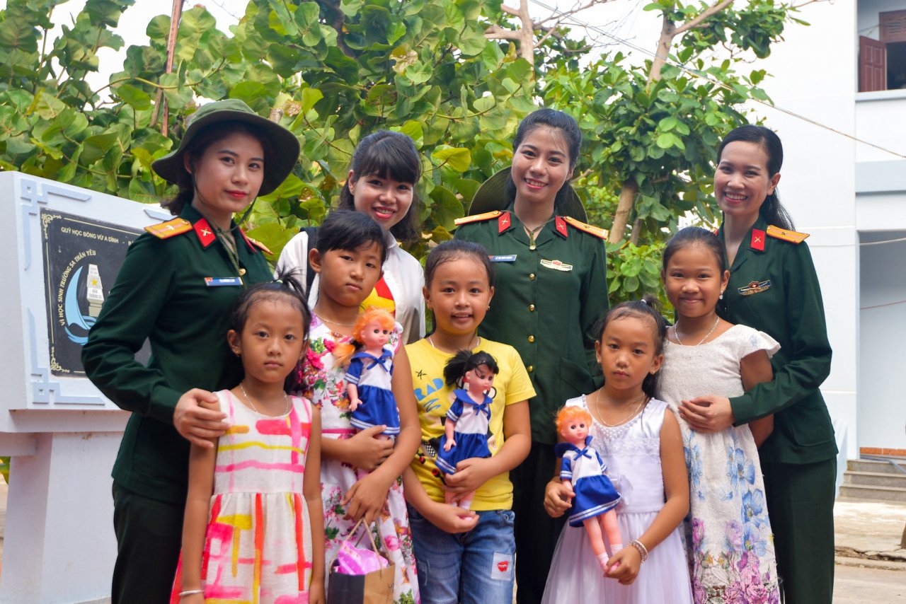 Cuộc sống của những đứa trẻ ở Trường Sa diễn ra thế nào?