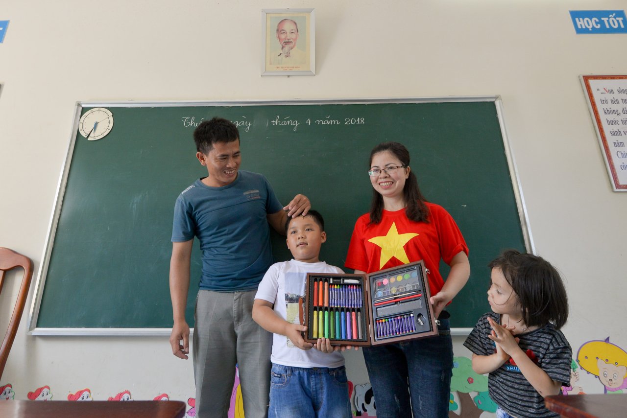 Cuộc sống của những đứa trẻ ở Trường Sa diễn ra thế nào?