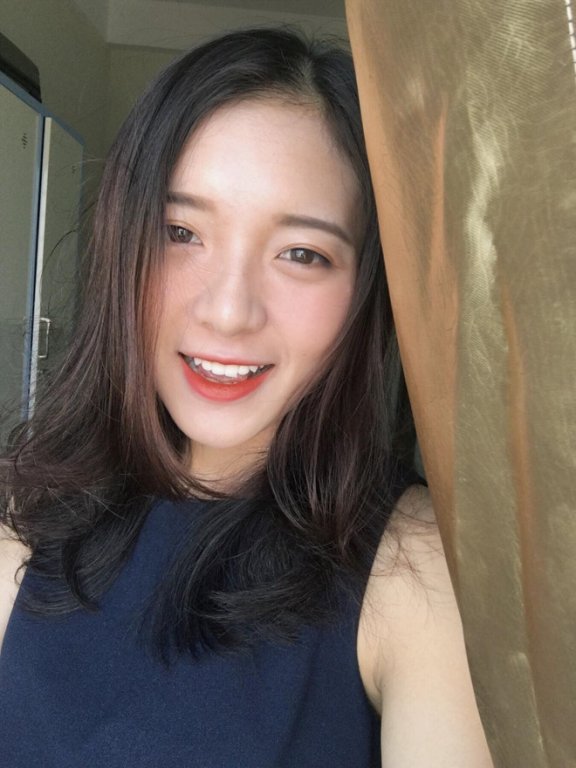 ‘Hot girl báo chí’ nổi tiếng, dẫn nhiều chương trình của VTV hình ảnh 3