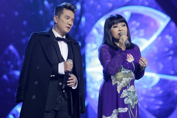 liveshow-mot-doi-san-khau-cua-huong-lan-nuc-long-khan-gia