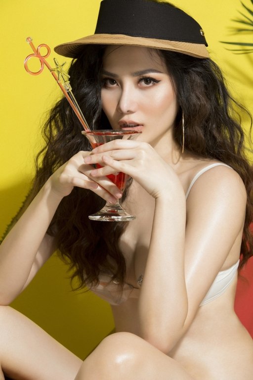 sau-su-co-quen-trao-vuong-mien-tai-nu-hoang-du-lich-quoc-te-2018-dieu-linh-tai-xuat-voi-bikini-nong-bong