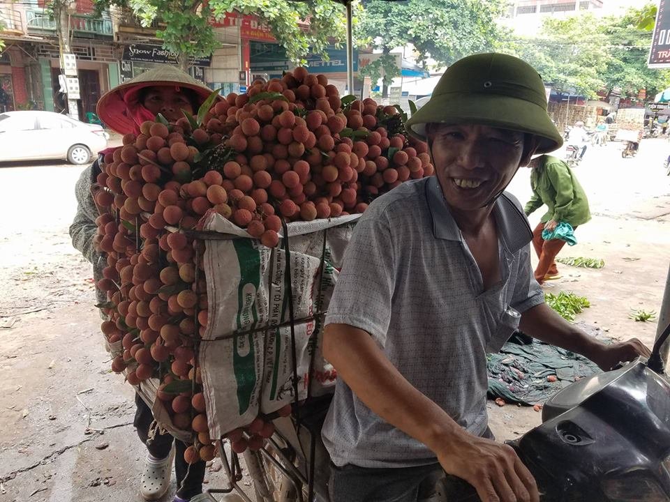 vua-vai-vung-thu-phu-bac-giang-lien-tuc-tac-duong