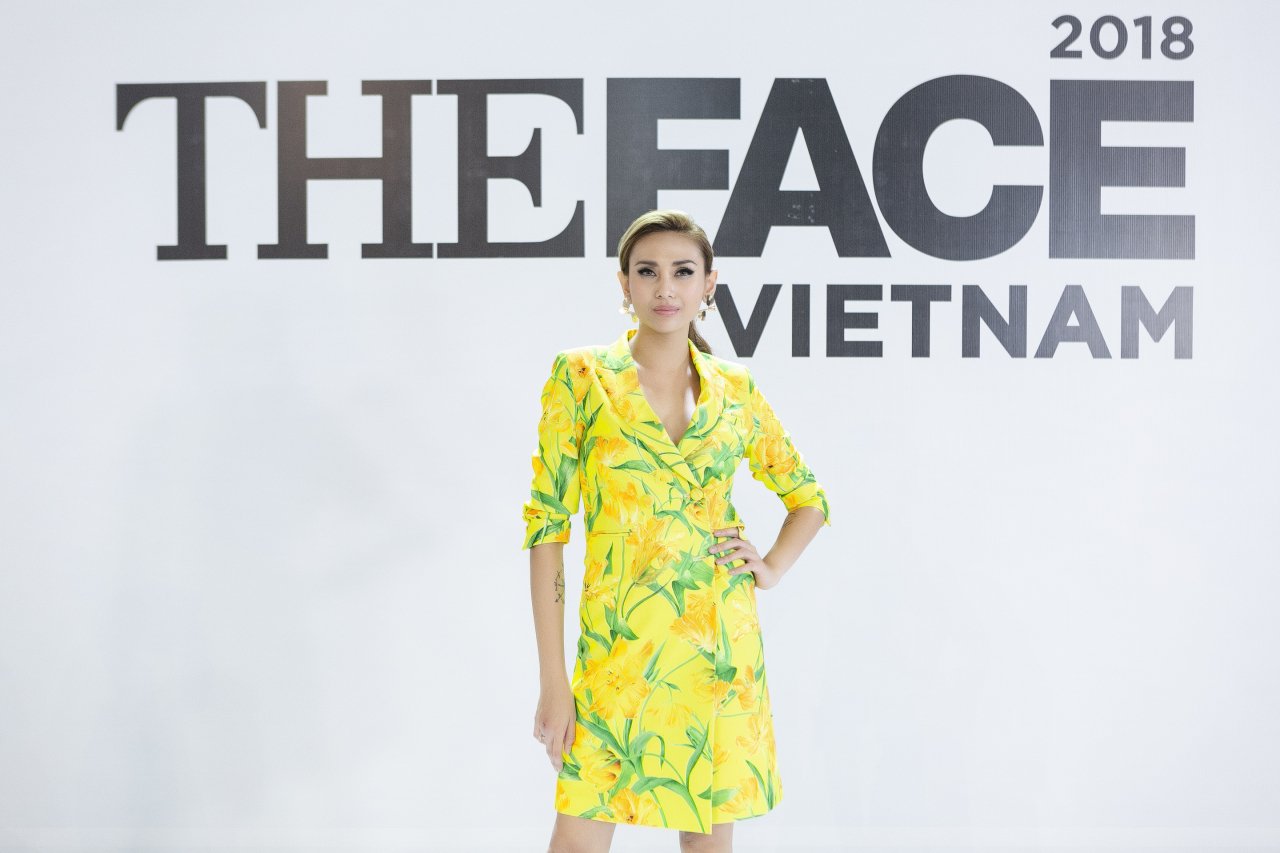 diem-lai-12-bo-canh-thoi-thuong-cua-thanh-hang-vo-hoang-yen-minh-hang-tai-vong-casting-the-face-2018