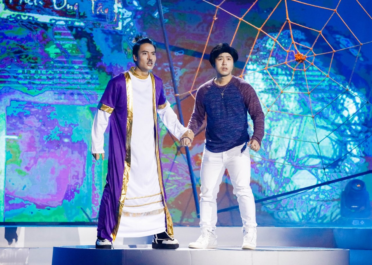 akira-phan-vo-tan-phat-lap-cu-dup-giai-thuong-tai-cap-doi-hai-huoc