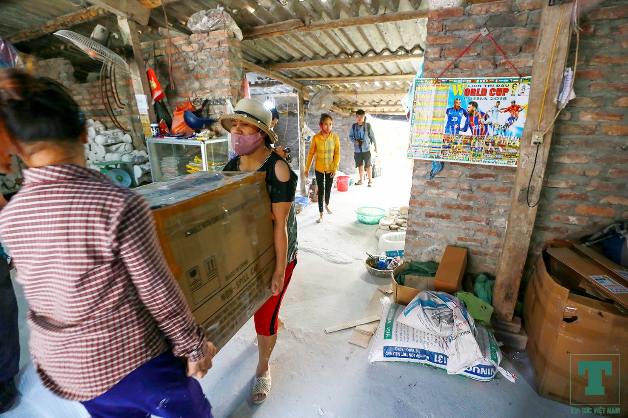 den-tham-cha-de-cua-nhung-chiec-cup-vang-luu-niem-vuot-nghin-cay-so-sang-nga-trong-mua-world-cup