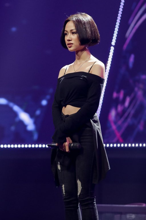 huong-tram-hoang-thuy-linh-co-ly-do-de-loai-hoc-tro-thu-minh