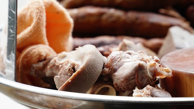 Quán cháo lòng sau 80 năm vẫn bán trên gánh ở Sài Gòn