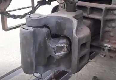 tau-hoa-cho-hang-lai-gap-su-co-o-quang-nam
