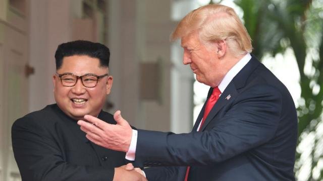 bao-trieu-tien-noi-gi-ve-ong-donald-trump-sau-hoi-nghi-thuong-dinh-my-trieu