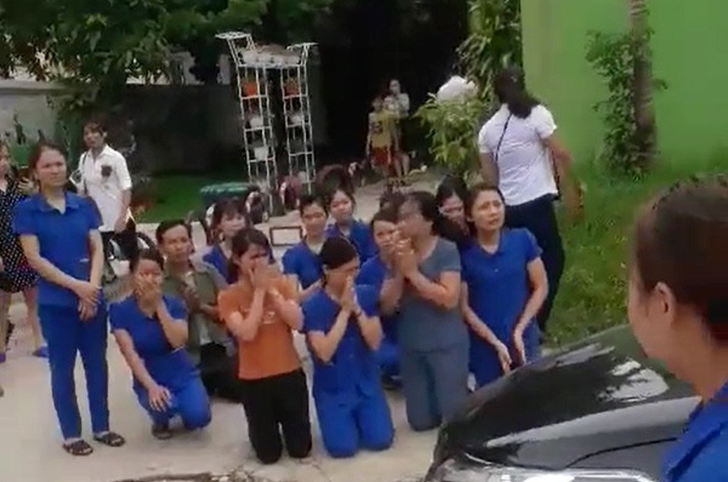 uan-khuc-vu-hang-chuc-giao-vien-mam-non-quy-xin-chu-tich-thi-tran