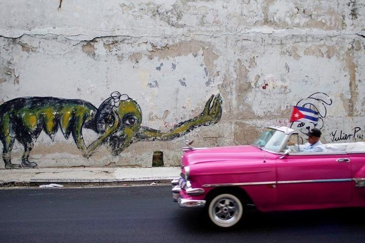 Ảnh: Vẻ đẹp hớp hồn của các xe ô tô cổ trên các góc phố nẻo đường Cuba