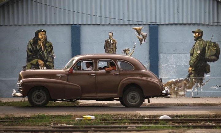 Ảnh: Vẻ đẹp hớp hồn của các xe ô tô cổ trên các góc phố nẻo đường Cuba