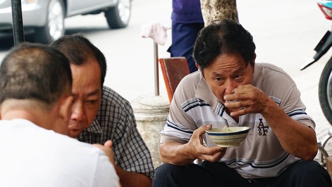 quan-chao-sau-40-nam-o-sai-gon-gia-van-5000-dong-mot-to