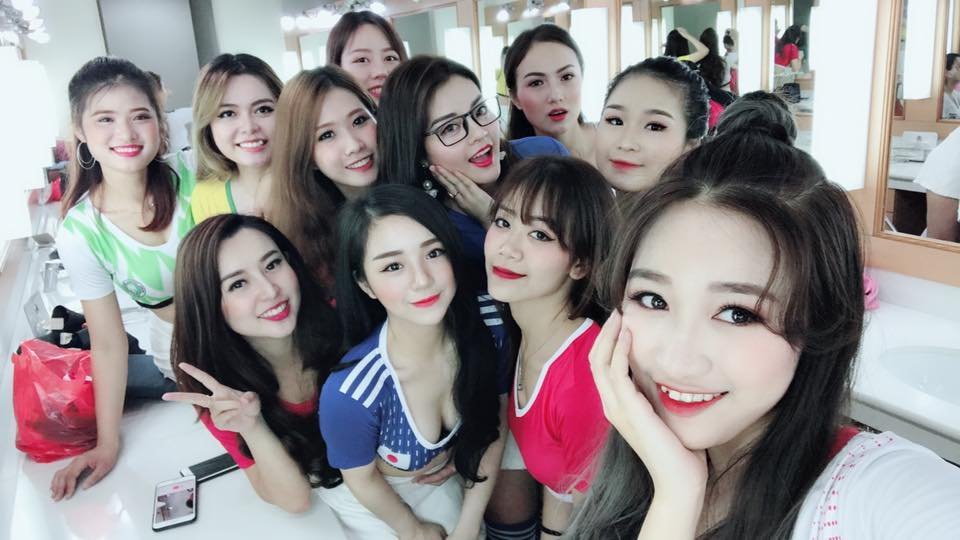 ve-dep-cua-hot-girl-ngu-gat-dai-dien-cho-nhat-ban-trong-chuong-trinh-nong-cung-world-cup-2018