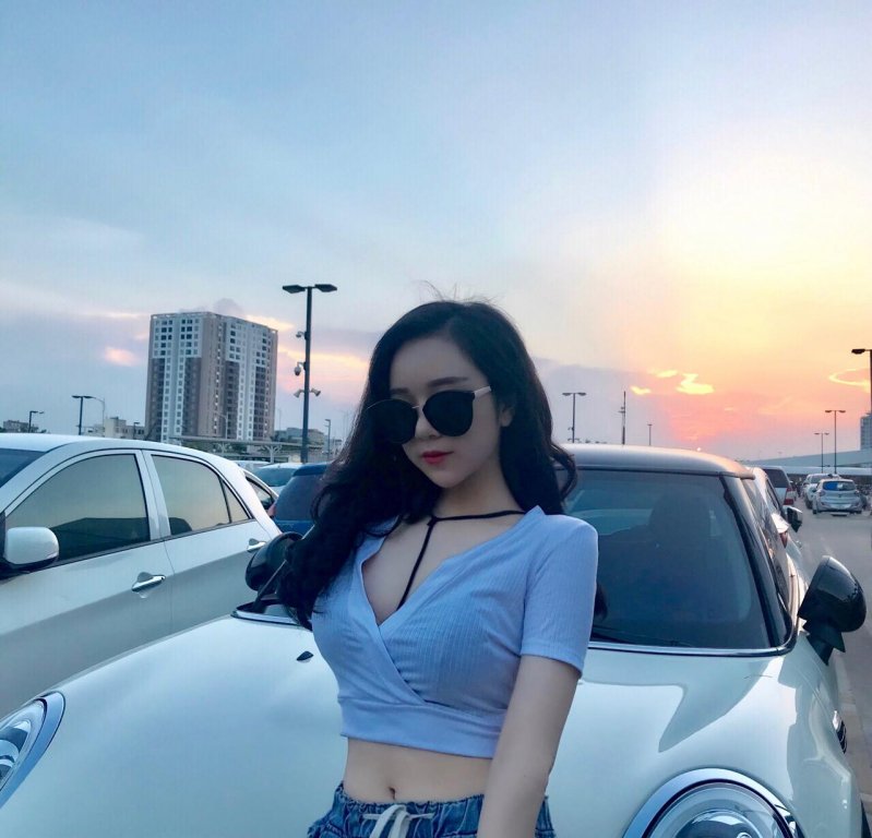 ve-dep-cua-hot-girl-ngu-gat-dai-dien-cho-nhat-ban-trong-chuong-trinh-nong-cung-world-cup-2018