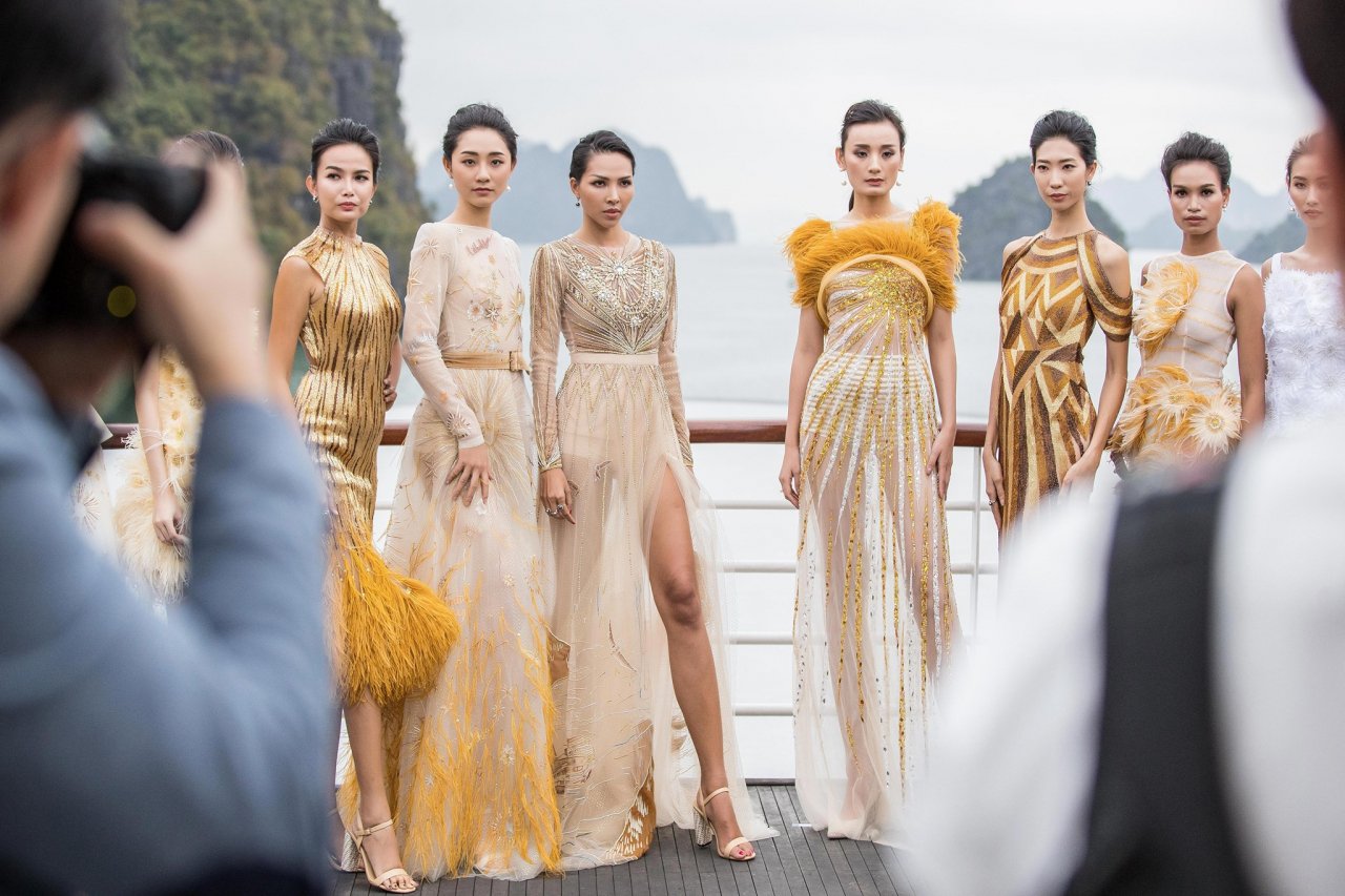 chung-thanh-phong-pham-huong-long-kan-va-nhung-show-thoi-trang-khong-ai-nghi-toi
