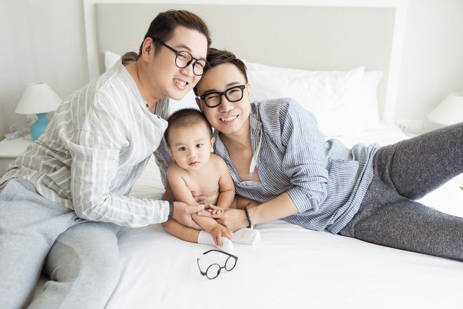 nhung-cap-doi-dong-tinh-viet-co-tinh-yeu-dep-va-dang-nguong-mo-trong-gioi-lgbt