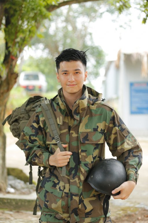 huynh-anh-len-tieng-tung-duoc-moi-vao-vai-nam-chinh-hau-due-mat-troi-nhung-nsx-da-lat-keo-phut-chot