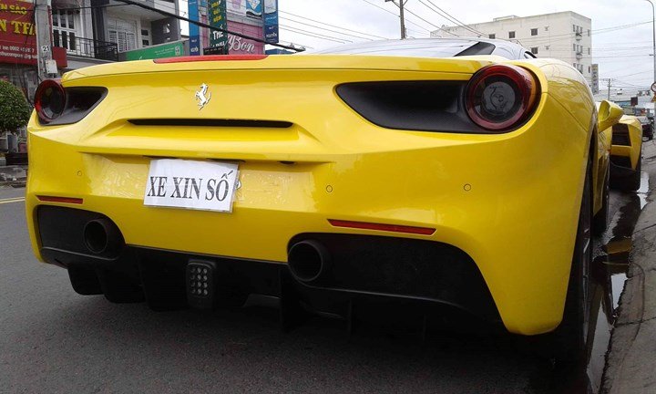 Đại gia đất Bình Dương âm thầm tậu siêu xe Ferrari 488 GTB