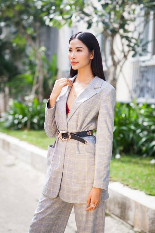 minh-tu-hoang-thuy-do-ve-quyen-ru-voi-phong-cach-menswear-khoe-kheo-vong-mot