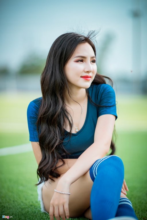 Hotgirl bình luận trên VTV cổ vũ tuyển Pháp, mơ ước làm phóng viên ảnh