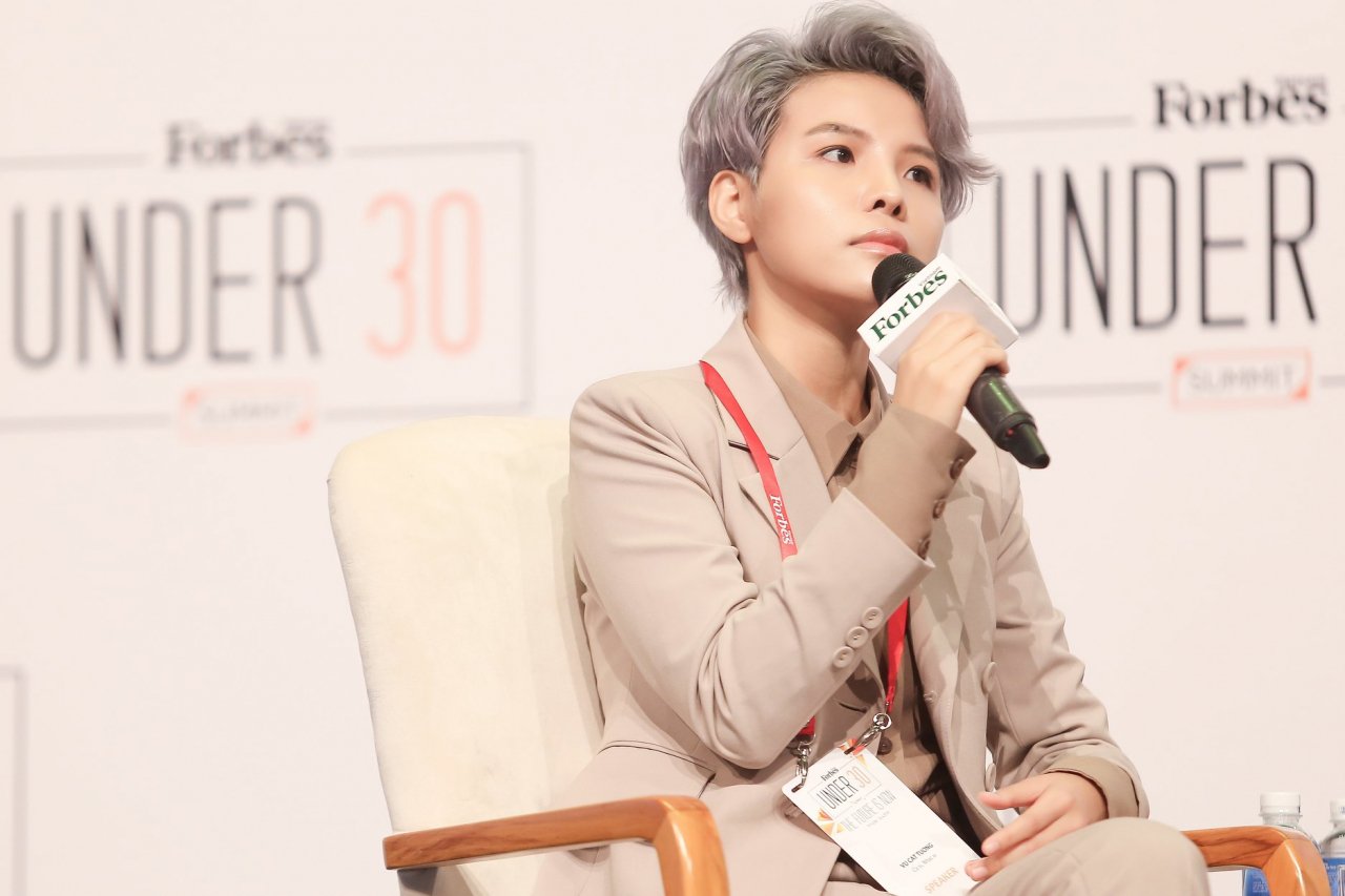 vu-cat-tuong-mong-khan-gia-nho-den-thong-qua-am-nhac-hon-la-hoai-nghi-ve-gioi-tinh