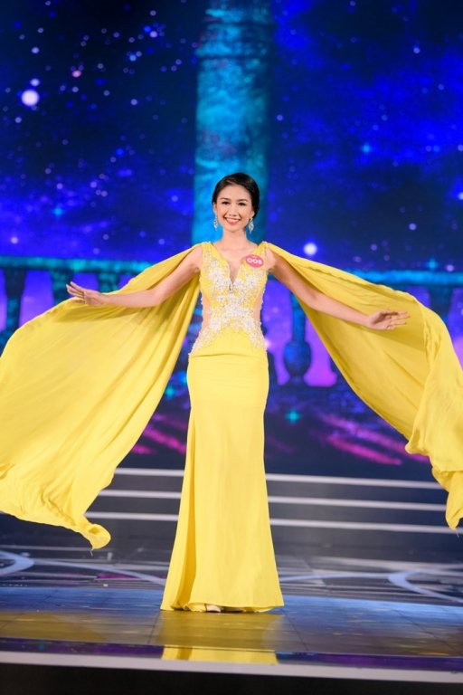 can-canh-nhan-sac-19-nguoi-dep-dau-tien-vao-chung-ket-hoa-hau-viet-nam-2018