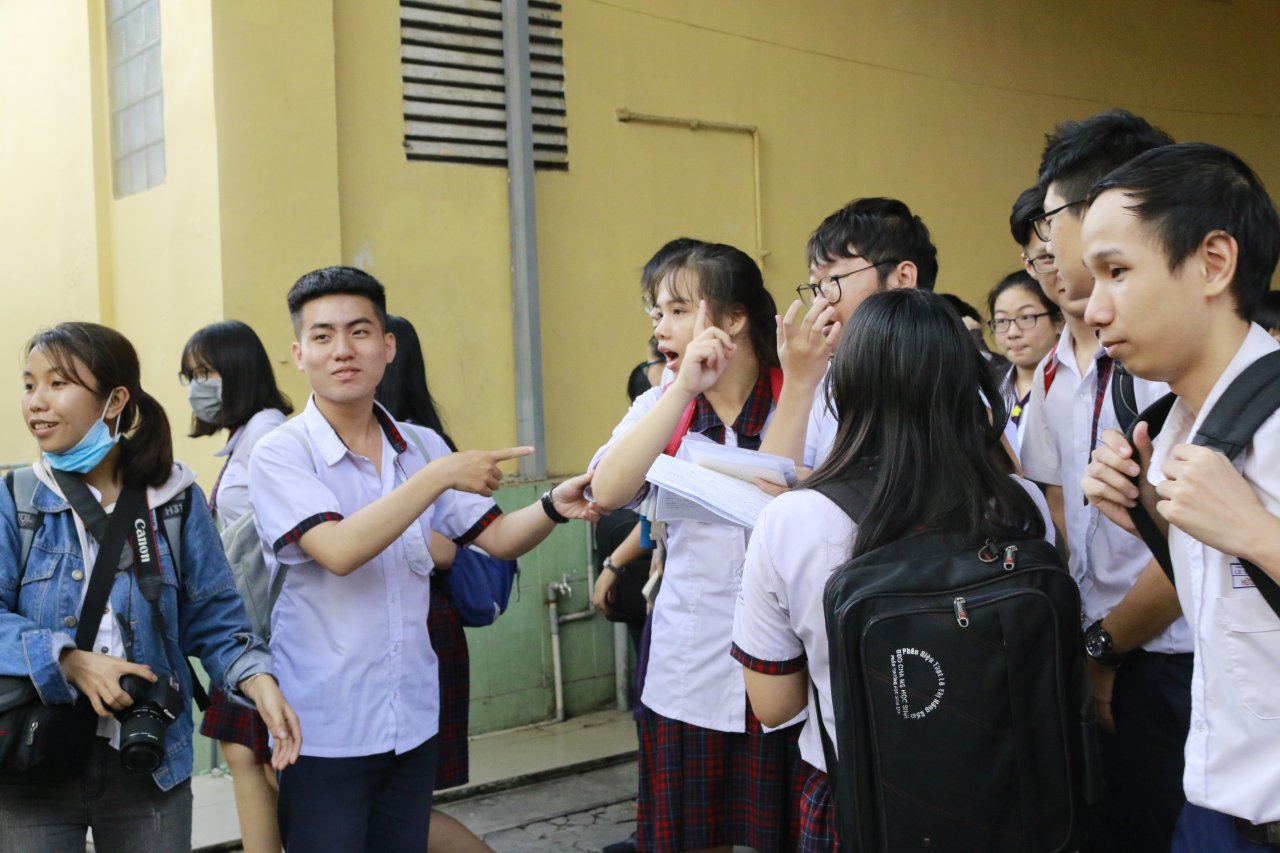 de-thi-toan-thpt-quoc-gia-2018-kho-ngoai-du-kien-cua-thi-sinh