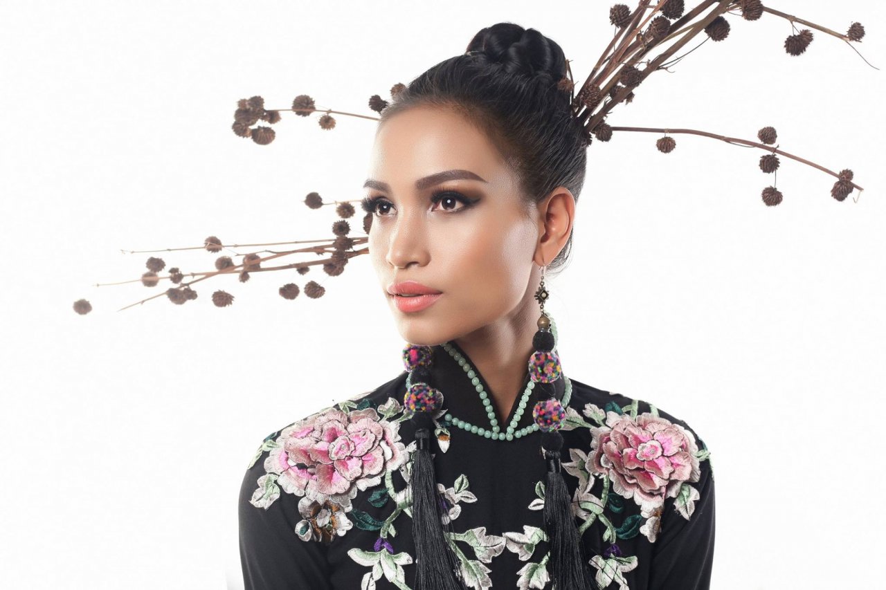 hang-nie-so-huu-101-loi-the-tai-miss-world-next-top-model-nguoi-ham-mo-mong-cho-mot-vi-tri-xung-dang