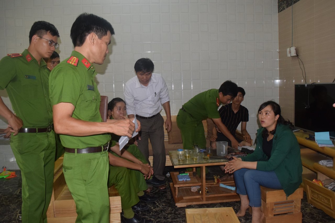 thua-thien-hue-dung-thuong-hieu-cua-cong-ty-trong-tp-ho-chi-minh-de-in-bao-bi-cho-ca-phe-khong-ro-nguon-goc