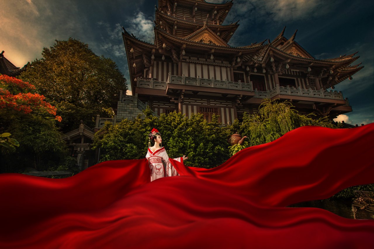 hoa-hau-nhat-phuong-thang-than-phat-ngon-dan-ong-xung-quanh-toi-khong-ai-that-long