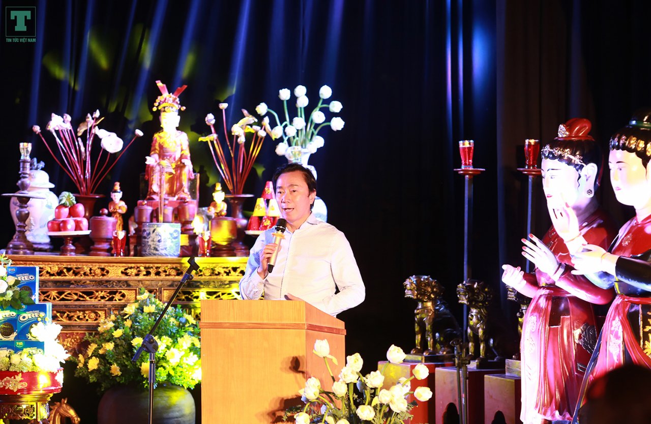 ve-dep-cua-tuc-tho-mau-sau-2-nam-duoc-unesco-cong-nhan-la-di-san-van-hoa-phi-vat-the