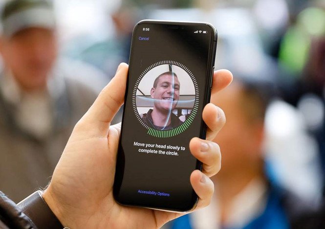 Thiết kế của iPhone X đã 'lột xác' ra sao từ thế hệ iPhone 6