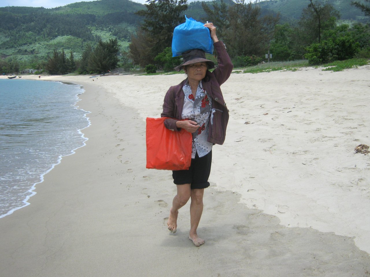 suc-song-manh-liet-noi-lang-phong-mien-chan-song