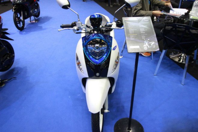 2018-yamaha-fino-125-don-tan-cong-thang-vao-honda-scoopy