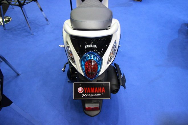 2018-yamaha-fino-125-don-tan-cong-thang-vao-honda-scoopy