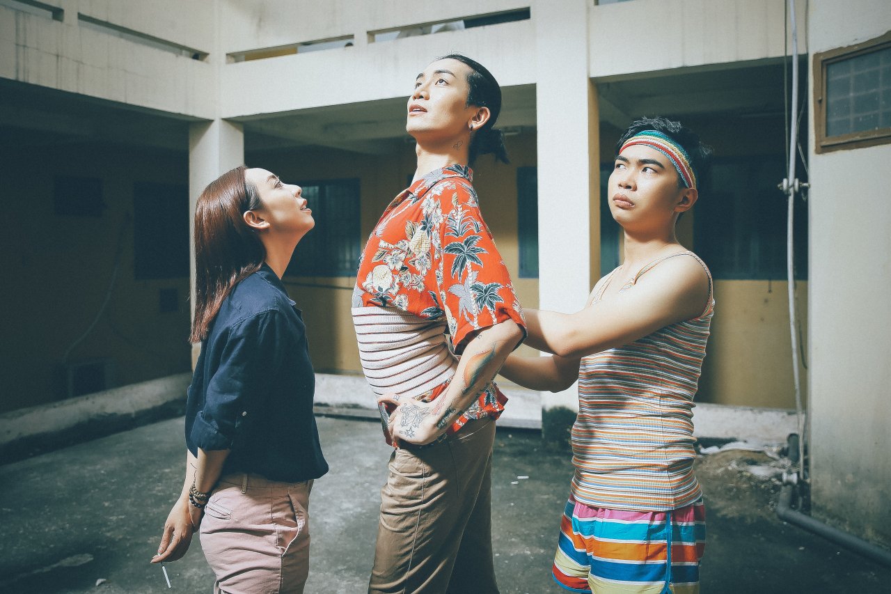 fans-hot-hoang-voi-nhung-con-so-kho-tin-trong-thap-tam-muoi-cua-hoa-hau-hai-thu-trang