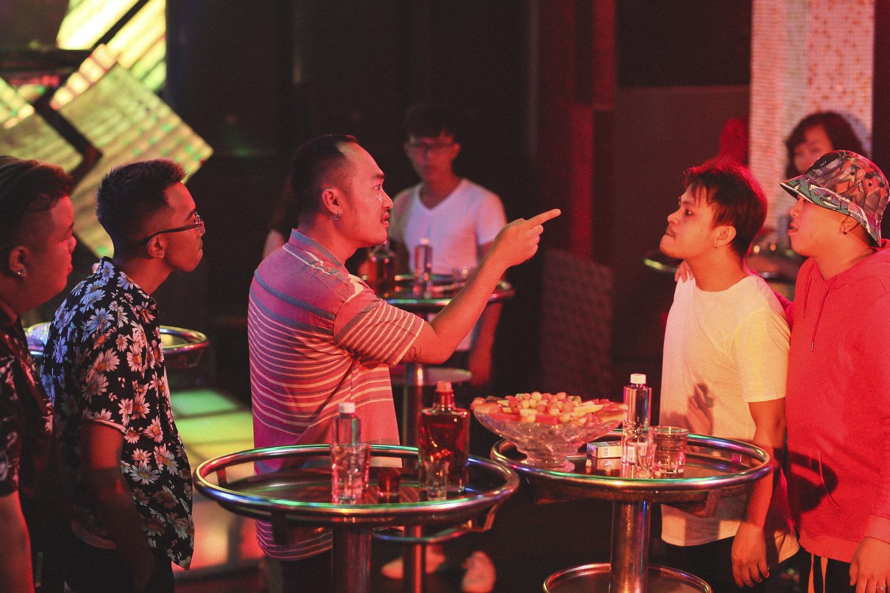 fans-hot-hoang-voi-nhung-con-so-kho-tin-trong-thap-tam-muoi-cua-hoa-hau-hai-thu-trang