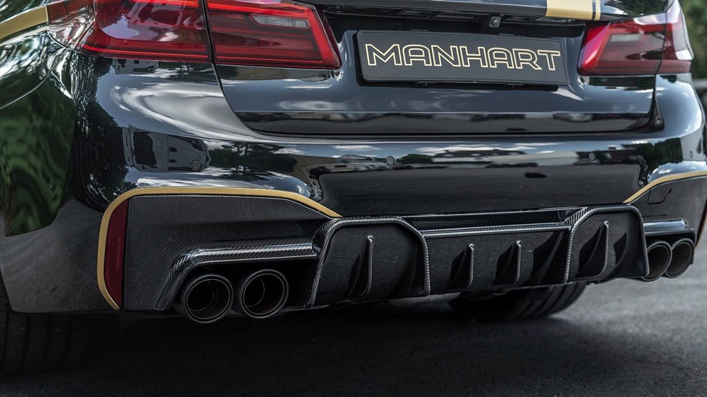 BMW M5 dữ dằn hơn qua bàn tay hãng độ Manhart