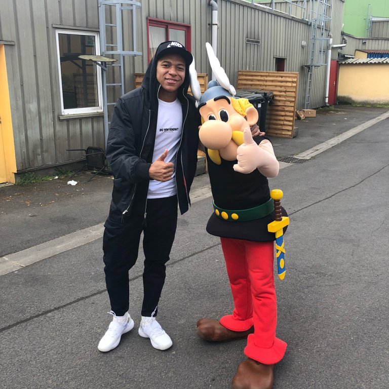 Khám phá sở thích du lịch của Mbappe và các cầu thủ tuyển Pháp
