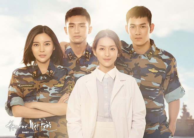 hau-due-mat-troi-phien-ban-viet-chinh-thuc-chot-vai-dien-nha-phuong-vang-mat
