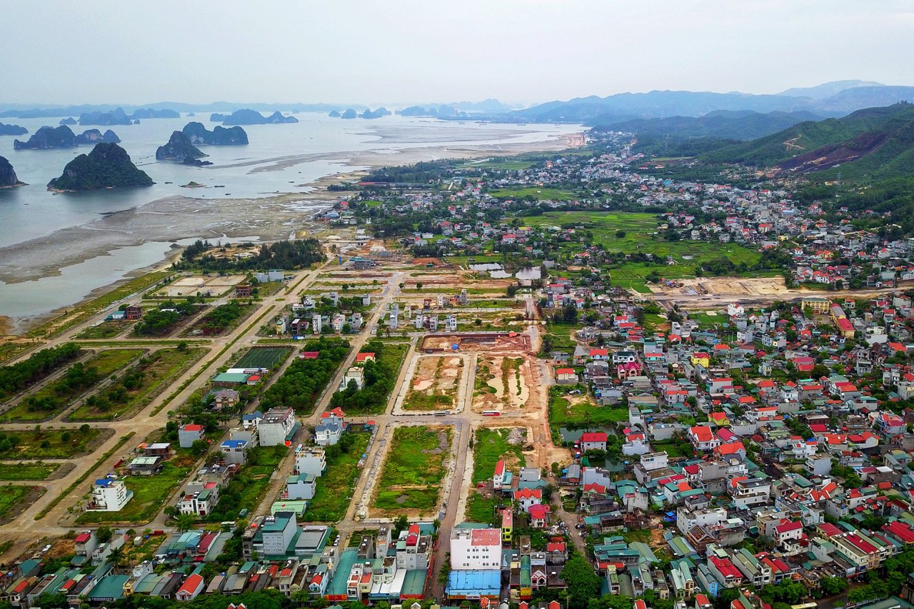 Cao tốc 12.000 tỷ đánh thức thương cảng Vân Đồn