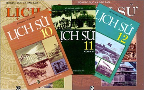 buon-cho-mon-lich-su-hay-buon-cho-nganh-giao-duc