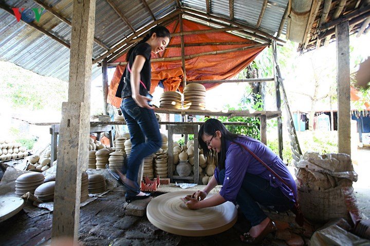 Đến Hội An, đừng quên ghé thăm làng gốm Thanh Hà 500 năm tuổi