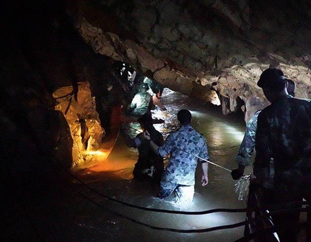 Ảnh: Sức mạnh tập thể làm nên kỳ tích giải cứu đội bóng nhí Thái Lan
